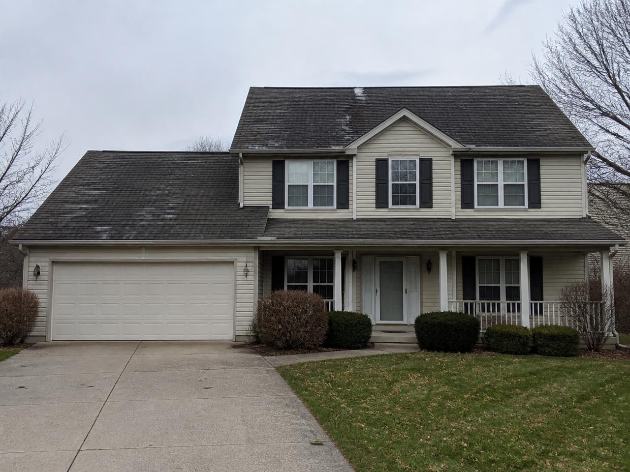 Roof before roof replacement in Kankakee County, Illinois